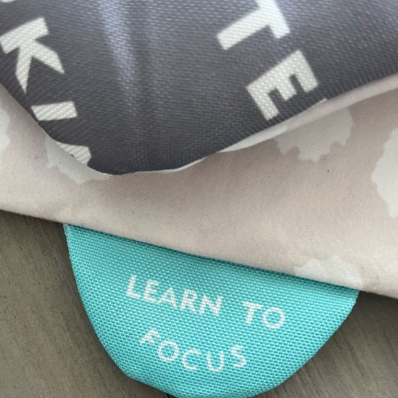 Lovevery Activity Mat - Picture 7 of 13